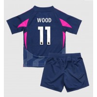 Fotballdrakt Barn Nottingham Forest Chris Wood #11 Bortedraktsett 2024-25 Kortermet (+ Korte bukser)